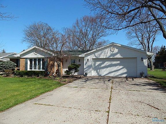 2nd image of 614 Douglas Dr