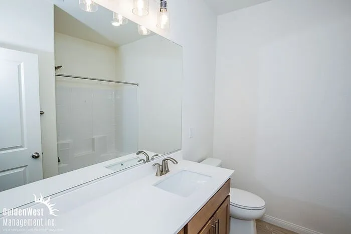 12512 Kings Creek Pl — Photo 14
