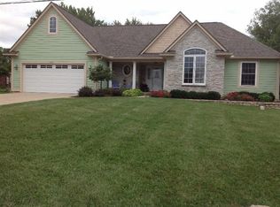 11471 Moffett Ct, Fenton, MI 48430