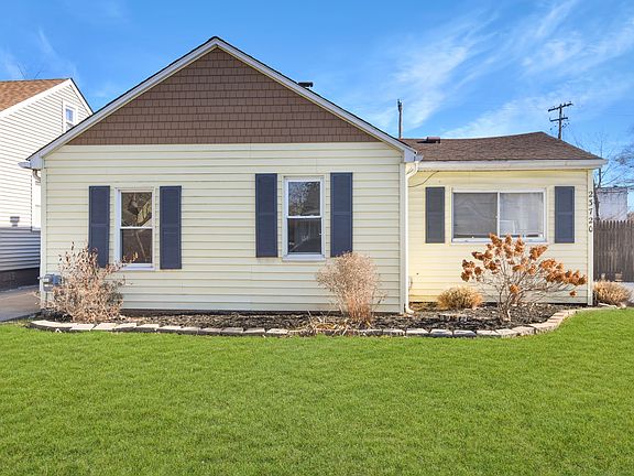 2nd image of 23720 Melville Ave