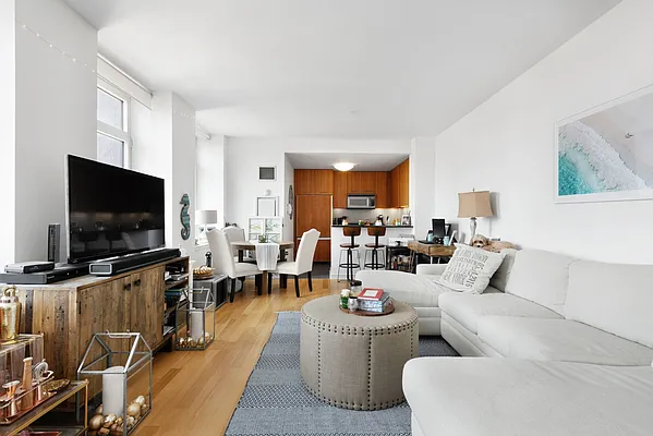 Rented by Compass | media 19