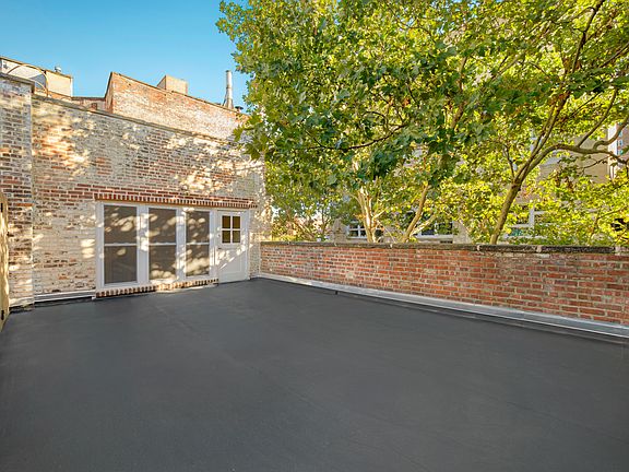 5th image of 30 Horatio St APT 3B