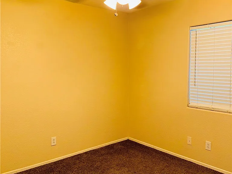 9160 Dimpled Ct — Photo 18
