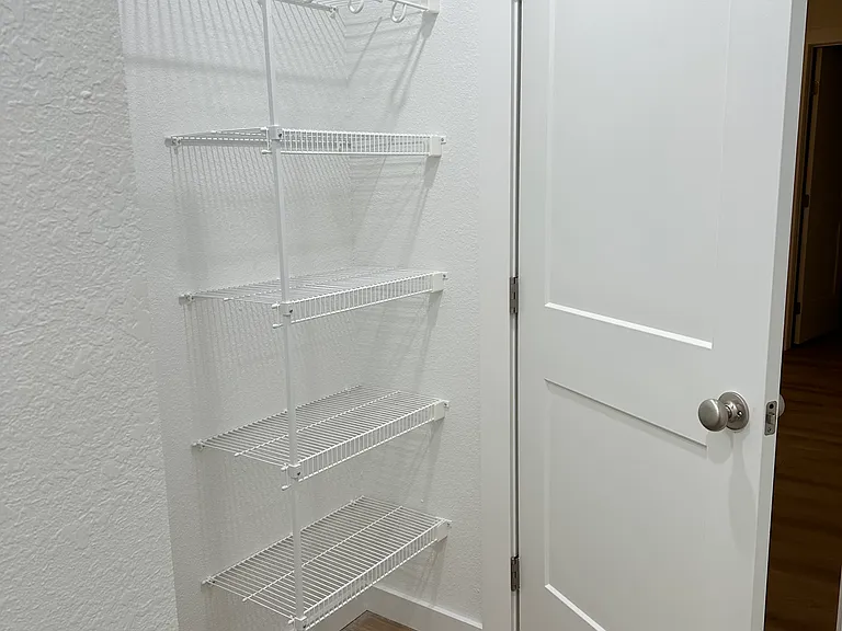 20 E Reed Rd #20 — Photo 7