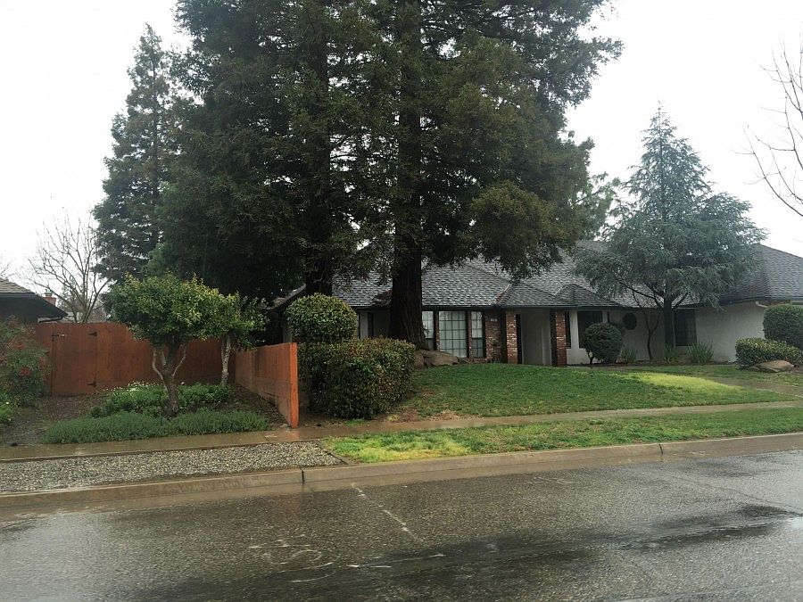 2nd image of 274 W Quincy Ave