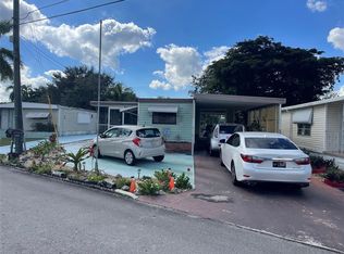 1865 SW 87th Ter, Davie, FL 33324