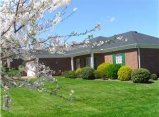 1025 Kiser Ave, Hendersonville, TN 37075