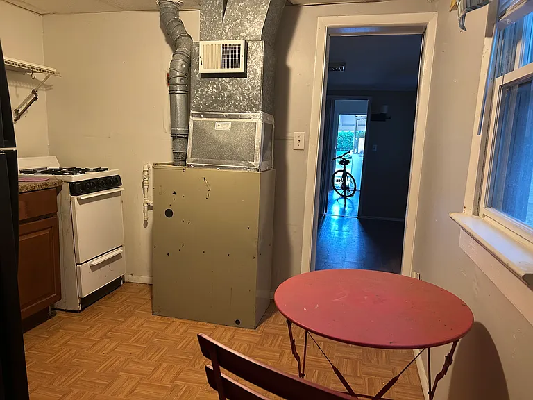 127 Broadway #127 — Photo 15