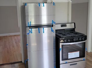 121 Central St #1, Warwick, RI 02886