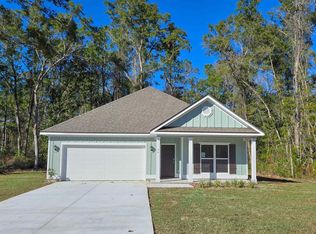 74 Getaway Ln, Crawfordville, FL 32327