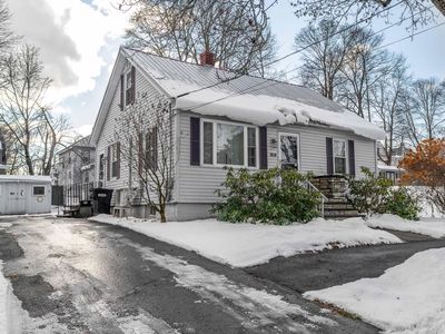 52 Earle Avenue, Bangor, ME, 04401