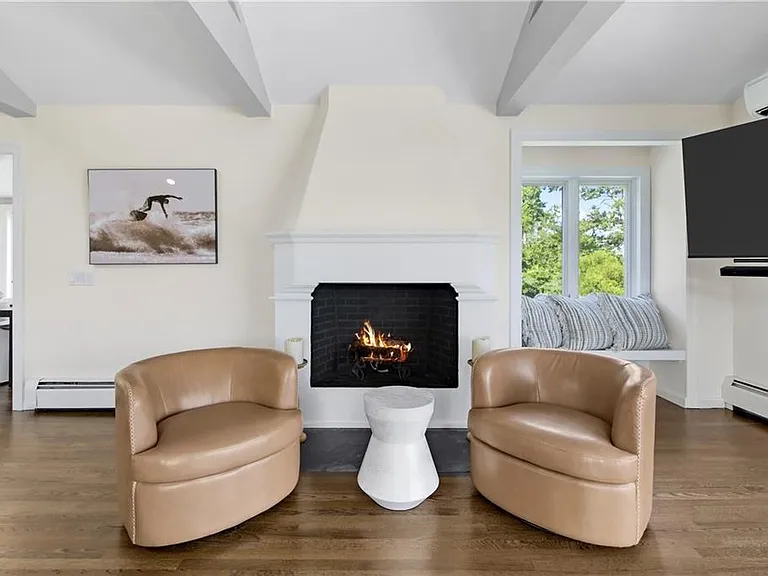 1 Harbor View Dr — Photo 20