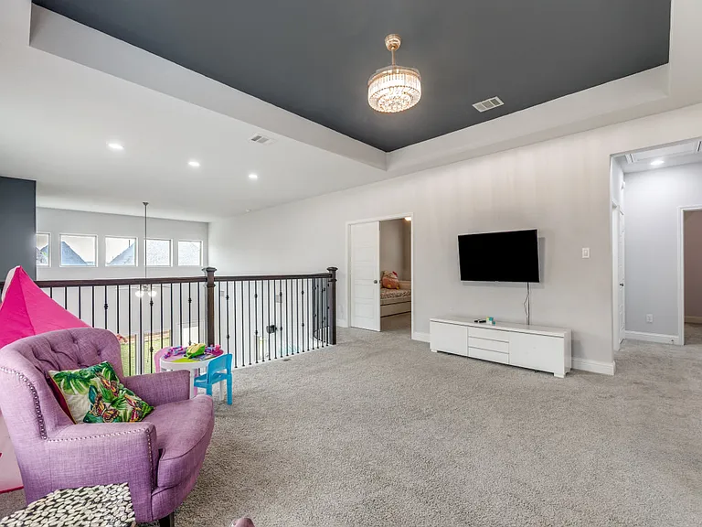 820 Manchester Ave — Photo 25