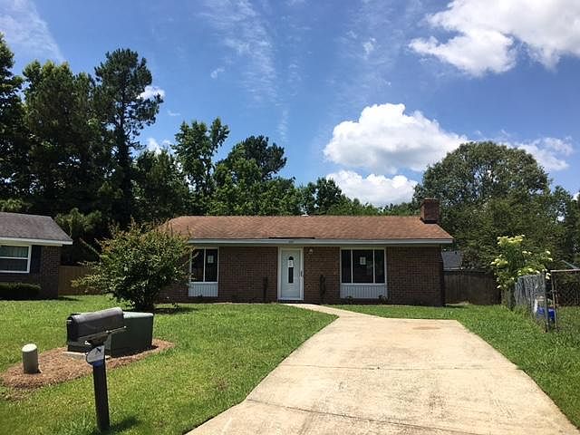 1st image of 111 Briarwood Cir