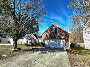 8325 Fox Swamp Rd, Charlotte, NC 28215