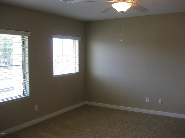 1143 E Cedar St — Photo 10