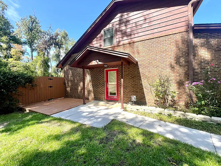 2475 Sunburst Pl — Photo 4