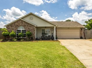 2583 S Main St, Sapulpa, OK 74066