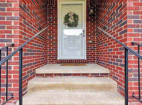 2nd image of 53161 E Providence Dr