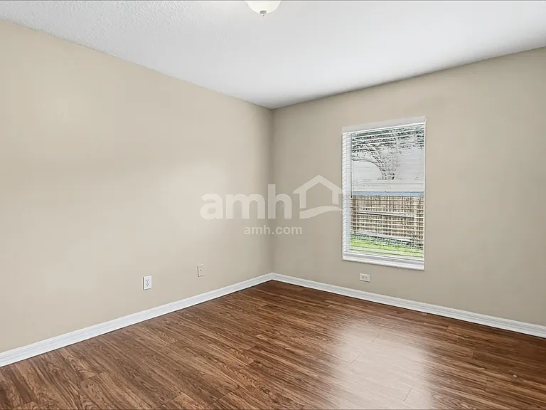 11330 Jim Ct — Photo 13