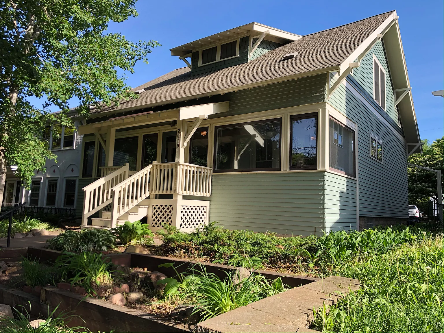 Beautiful 3 bedroom home in St Paul — Photo 1