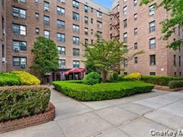 83-25 98th Street #4T, Woodhaven, NY 11421