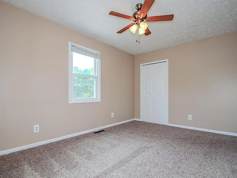 12433 Webster Rd — Photo 39