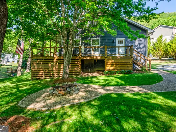 45 Hall Ln, Clayton, GA 30525