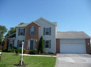 145 Steffie Dr, Mount Wolf, PA 17347