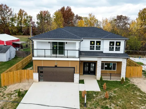 2017 Seddlemeyer Ave, Fort Wayne, IN 46816