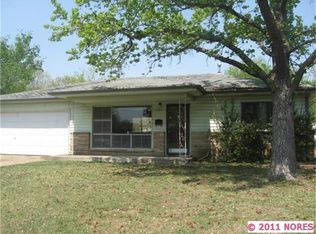 7825 E Newton Pl, Tulsa, OK 74115