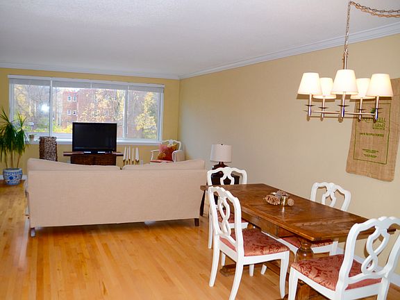 3rd image of 2700 W 44th St APT 303
