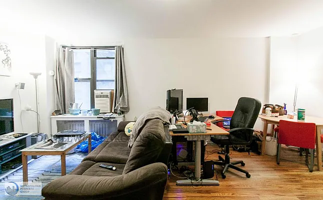 Rented by Metropolitan Property Group | media 4