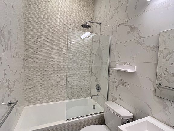 4th image of 66 Pearl St #209B