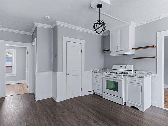 2nd image of 428 9th Ave