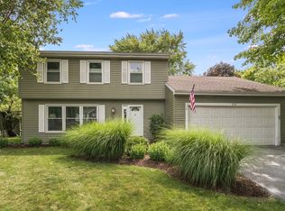 319 Shome Ct, Naperville, IL 60565