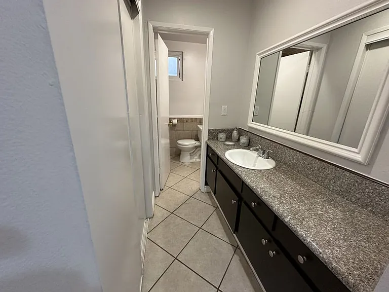 Edgemont Apts — Photo 38