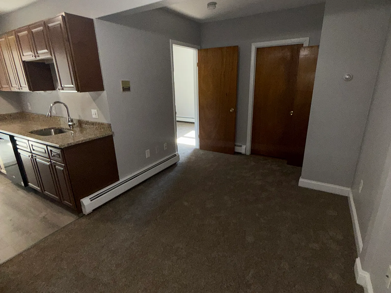 1 bed, 700 sqft, $1,890 — Photo 2