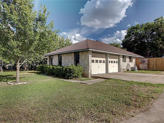 5th image of 3601 Monument Dr