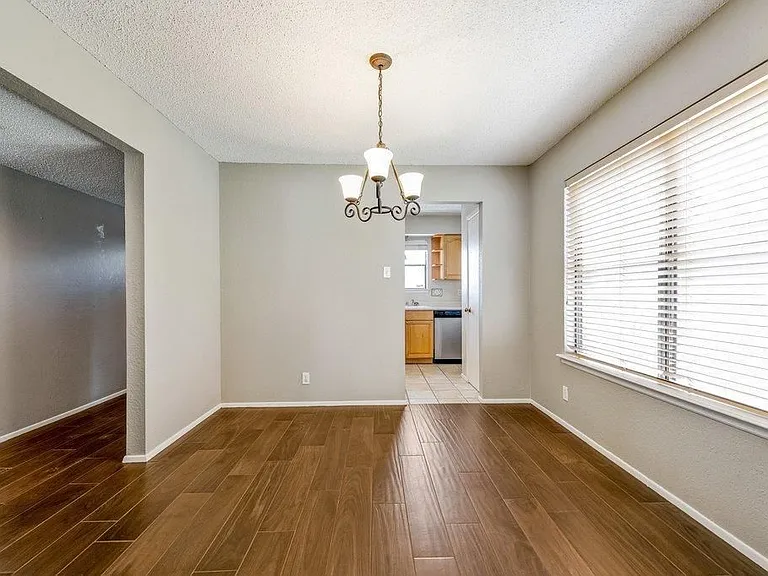 13204 Rampart St — Photo 8