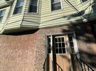 186 Avenue B APT 3, Bayonne, NJ