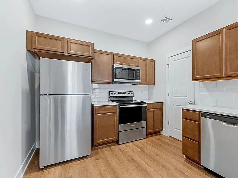 846 S Jay St — Photo 6