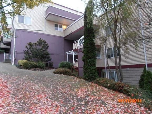 2nd image of 2512 E Madison St APT 205