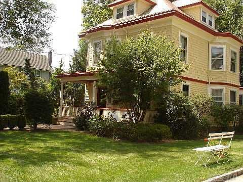 1st image of 40 Lafayette Ave