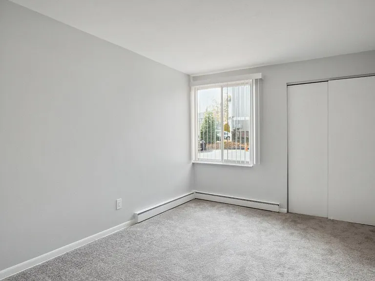 Golden Hill Apartments — Photo 20