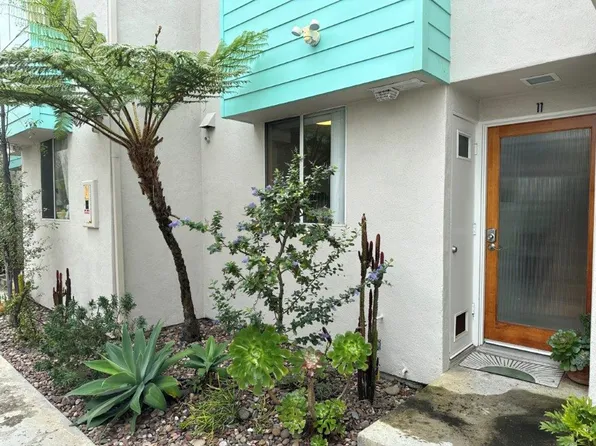 125 Hillcrest Drive, 125 Hillcrest Dr #11, Encinitas, CA 92024