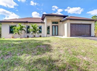 5241 46th St NE, Naples, FL 34120
