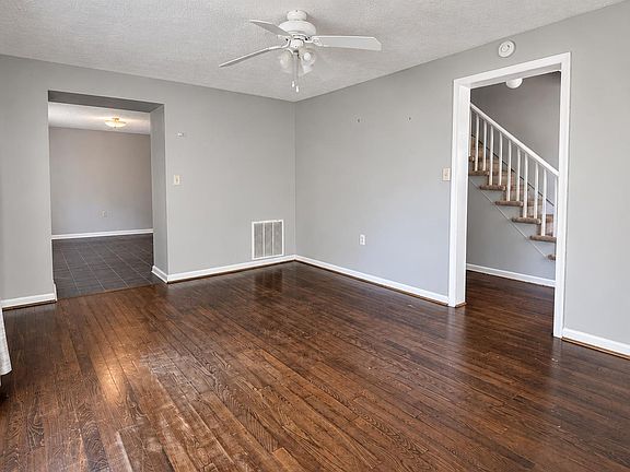 3rd image of 1030 Florida Ave