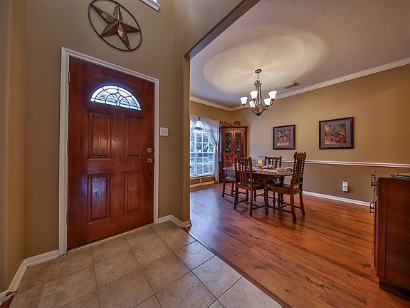 5th image of 15603 Meadow Palm Dr