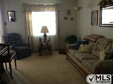 3rd image of 2902 Edgemont Dr